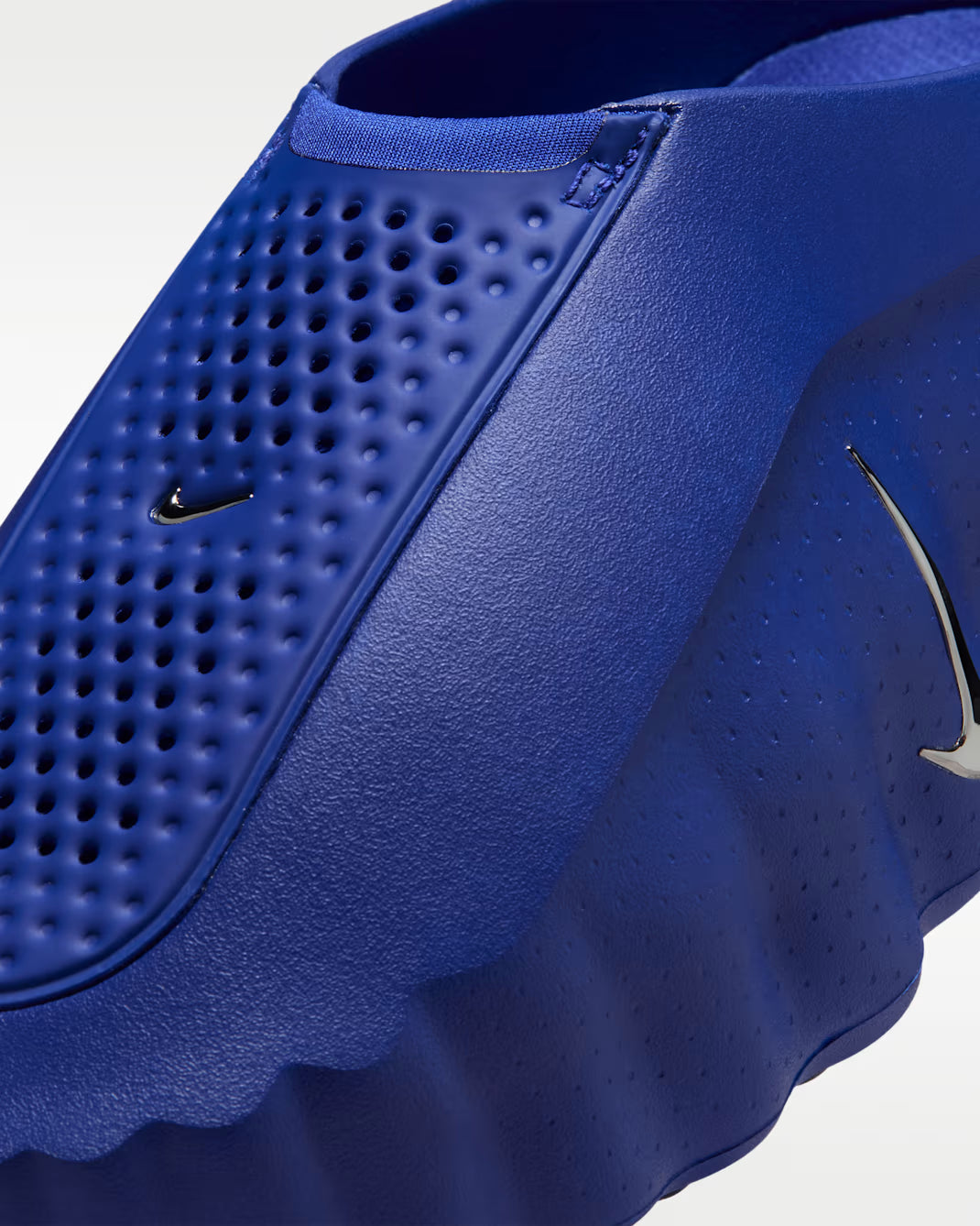 Nike Mind 001